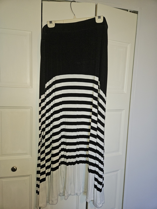 Lane Bryant Dresses & Skirts - Lane Bryant Black and White Striped Maxi Skirt